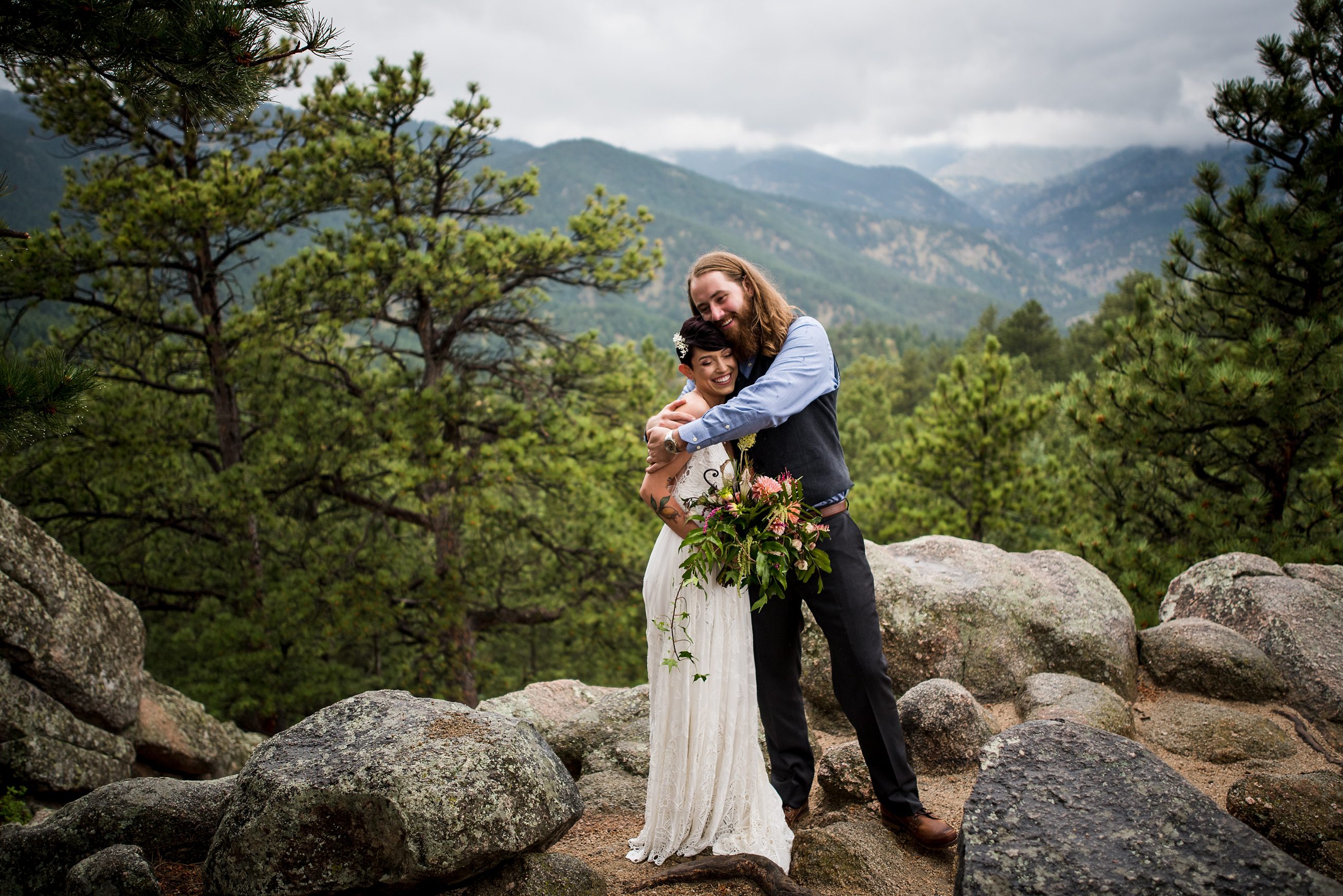 Colorado Wedding Photographers, Sunrise Amphitheater Wedding Photos