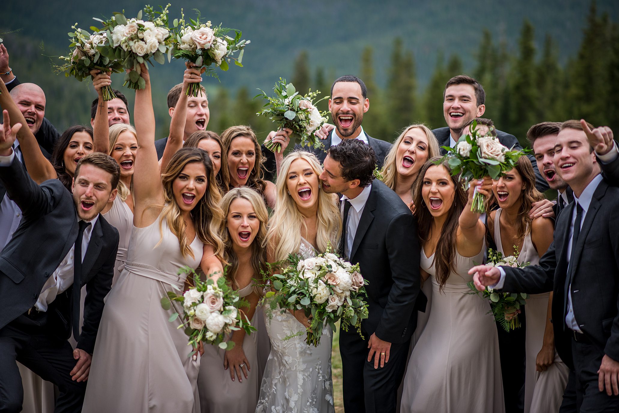 Timber Ridge Lodge, keystone weddings, Danna Frost Photography, Colorado Wedding Photographers, bridal party