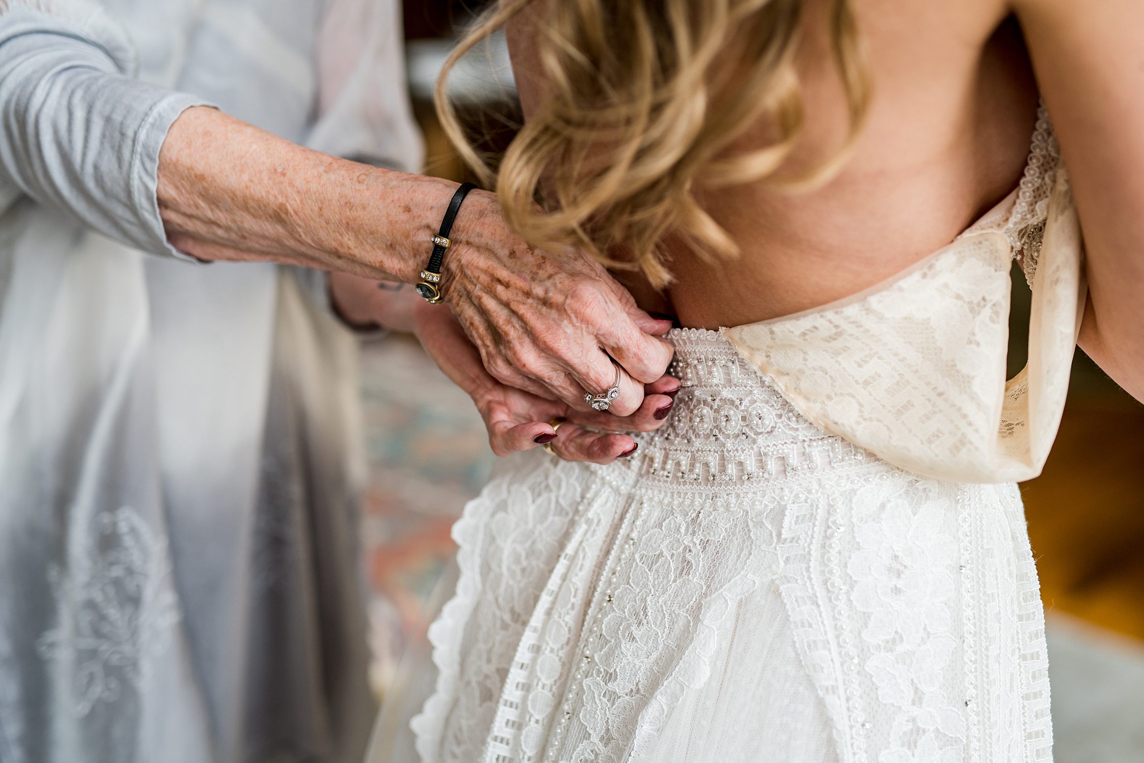 Bride getting ready photos
